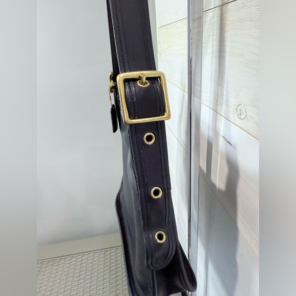 COACH Legacy Zip Bag Vintage 9966 Black Glove-Tanned Leather Made in USA 2001 - Picture 6 of 14